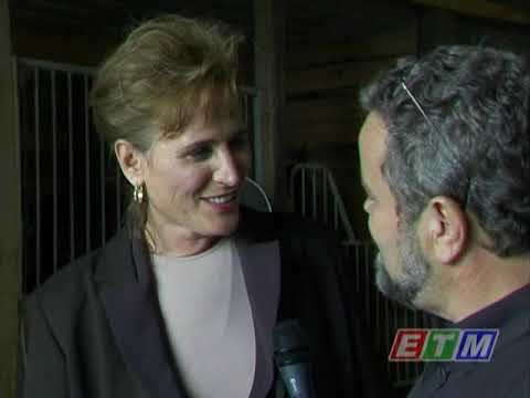 Economic Development and Trade Minister Tours REACH Huron