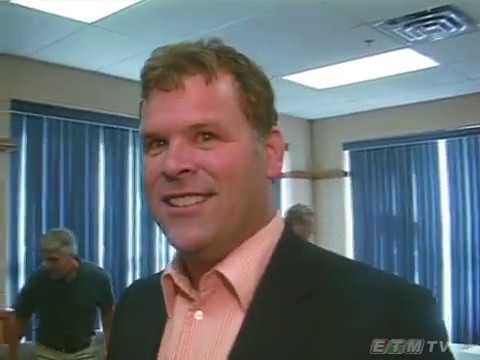 Ottawa MP John Baird Makes Stop In Wingham